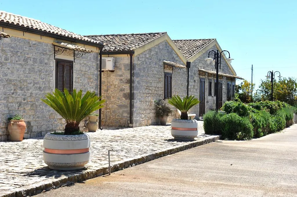 Oasi Di Cava Ispica Vila Pietre Nere San Zagaria Alojamento de Turismo Rural